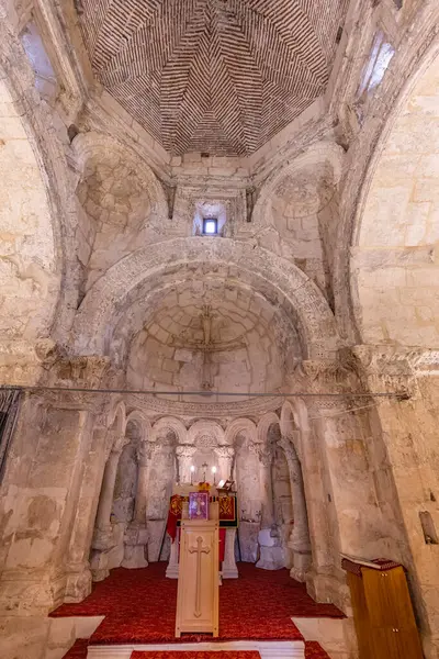 Mardin, Türkiye, 10 Ocak 2024; Hah, Mardin olarak da bilinen Anitli köyündeki Suriye Ortodoks Kilisesi. Tarihsel Mardin bakir Meryem Kilisesi.