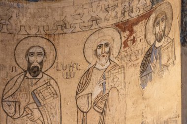 Van Türkiye 6 Temmuz 2024; 10. yüzyıl Akdamar Ermeni Kutsal Haç Kilisesi, İçişleri, Akdamar Adası, Van, Türkiye.