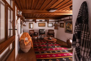 Kula, Manisa, Türkiye 3 Temmuz 2023; Zeytinli Konak, Kula evleri, 18. yüzyıl Osmanlı İmparatorluğu döneminde neredeyse her bölgede karşılaştığımız, TURKISH Hanedanlığı adı verilen ahşap evler..