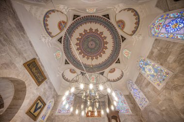 Uskudar İstanbul Türkiye 06 Mayıs 2023; Semsi Paşa Camii Osmanlı mimar Sinan 'ın eseridir. Semsi Paşa Camii halk arasında Kuskonmaz Camii olarak bilinir. Uskudar, İstanbul.