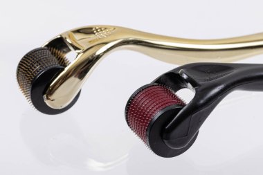 Derma roller için tıbbi mikro terapi iğneleme yöntemlerinin etkinliğinin karşılaştırılması. Aracı olarak da bilinir: Dermaroller, mesoroller, Mezo-silindir, mesopen.