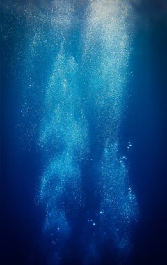 Su altı dünyası ve mavi okyanusta hava kabarcıkları evreni. İç tasarımın için sanat