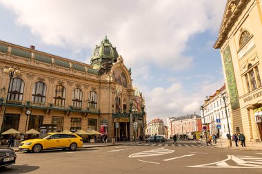 Prag Çek Cumhuriyeti 25 Nisan 2022. Şehrin mimarisi..