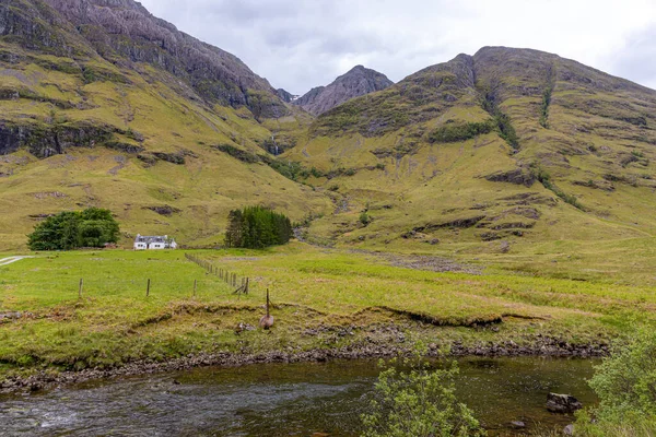 Skoçya Büyük Britanya Güzel Dağ Manzarası — Stok fotoğraf