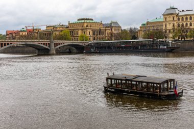 Prag Çek Cumhuriyeti 26 Nisan 2022. Şehrin mimarisi..
