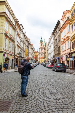 Prag Çek Cumhuriyeti 26 Nisan 2022. Şehrin mimarisi..