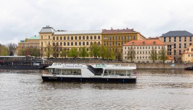 Prag Çek Cumhuriyeti 26 Nisan 2022. Şehrin mimarisi..
