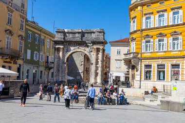 Pula Hırvatistan Yarımadası Istria 29 Nisan 2022. Şehrin mimarisi..