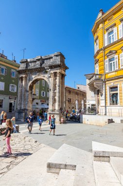 Pula Hırvatistan Yarımadası Istria 29 Nisan 2022. Şehrin mimarisi..