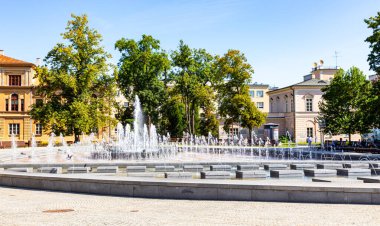 24 Temmuz 2024 Lublin Polonya. Seyahatten bir fotoğraf. Şehir mimarisi