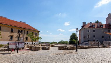 24 Temmuz 2024 Lublin Polonya. Seyahatten bir fotoğraf. Şehir mimarisi