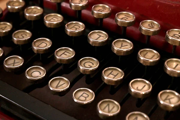 Widok Bliska Starych Kluczy Maszyny Pisania — Zdjęcie stockowe