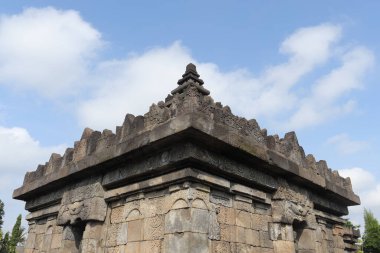 Candi Sambisari, Purwomartani, Kalasan, Sleman 'da bulunan bir Hindu tapınağıdır. 9. yüzyılda Mataram Kuno Krallığı döneminde inşa edildi. Yogyakarta, Endonezya - 06 26 2022