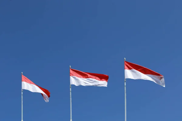 Agustus 1945 Bendera Indonesia Terhadap Latar Belakang Langit Konsep Hari — Stok Foto