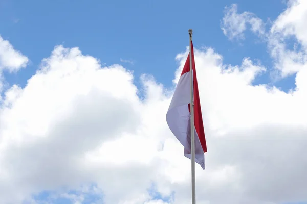 August 1945 Indonesisk Flag Himlen Baggrund Uafhængighed Dag Koncept - Stock-foto