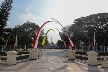 Benteng Vreadburg Müzesi, Endonezya tarihinin koloni döneminde sergilendiği bir müzedir. Malioboro sokağına yakın bir yerde. Yogyakarta, Endonezya - 2 Ağustos 2023