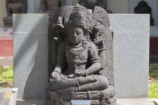 Статуя Бога Висну Вишну Нараяны Является Богом Работа Заключается Поддержании — стоковое фото