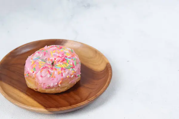 Delicious Sweet Strawberry Pink Donut Sprinkles Served Wooden Plate Isolated — Stock Photo, Image