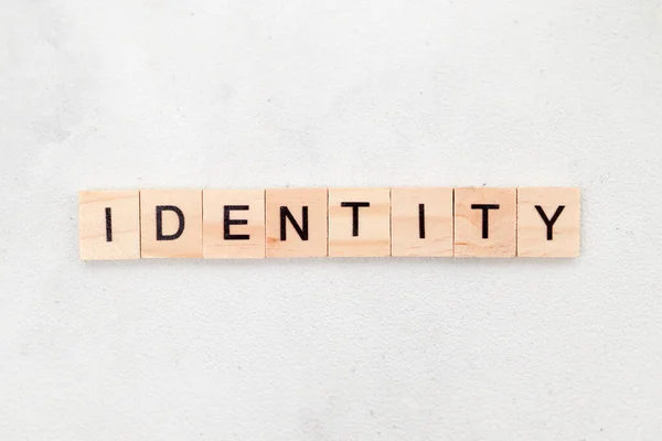 Draufsicht Des Identitätswortes Auf Holzwürfel Buchstabenblock Auf Weißem Hintergrund Geschäftskonzept — Stockfoto