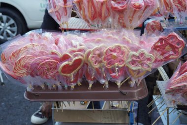 Renkli Lolipoplar ve Şeker Ekranı