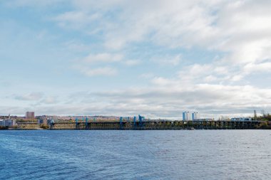 Gateshead UK: 29 Ekim 2024: Güneşli bir sonbahar gününde Newcastle tarafından Dunston Stadyumu manzarası