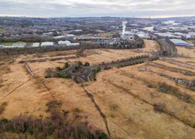 Newcastle UK: 2 Mart 2025: Newburn Business Park, bomboş arazi ve insansız hava aracı görüntüleri ile geliştirildi