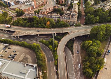 Newcastle on Tyne: 8 Ağustos 2025: Newcastle Central otoyol üstgeçidi, İHA 'dan tepeden aşağıya görüş