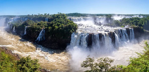 Erstaunliche Iguazu Fällt Blick Von Der Argentinischen Grenze — Stockfoto