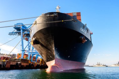 views of container ship at valparaiso harbor