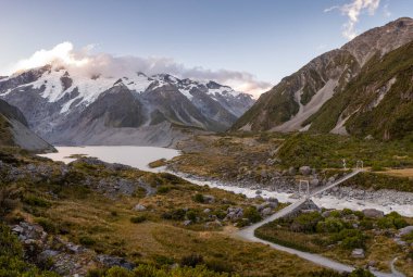Yeni Zelanda 'daki Aoraki Ulusal Parkı panoramik görünümü