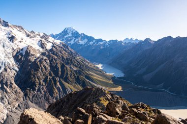 Yeni Zelanda 'daki Aoraki Ulusal Parkı panoramik görünümü