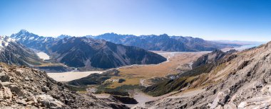 Yeni Zelanda 'daki Aoraki Ulusal Parkı panoramik görünümü