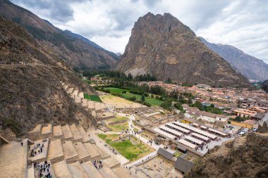 Yakınlardaki kutsal vadi manzarası, Peru