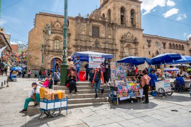 La paz, Bolivya. 14 Ekim 2023: La Paz şehrinin panoramik manzarası, Bolivya