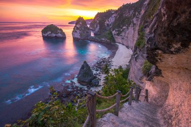 Nusa Penida, Endonezya 'da inanılmaz bir plaj.