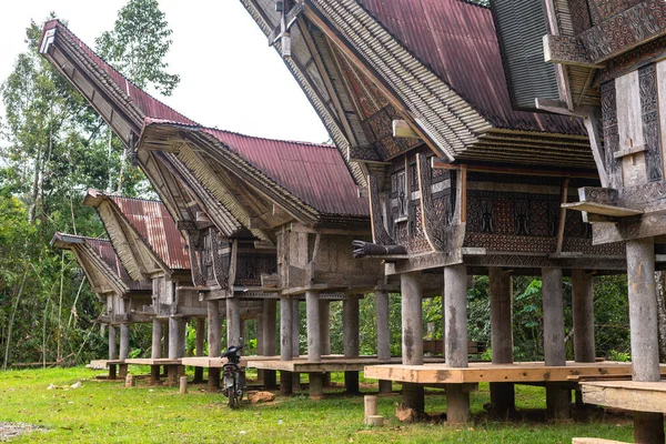 Casas Tradicionais Tana Toraja Aldeia Londa Indonésia — Fotografia de Stock