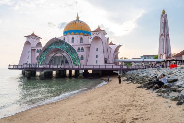 Melaka Boğazı Camii, Malezya 'dan gün batımı