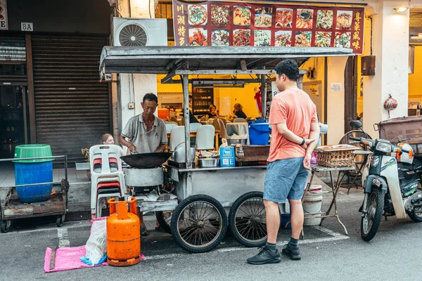 이시아 2018 Aril 2023 Asia 도시들은 수있는 음식을 전시하는 시장에 — 스톡 사진