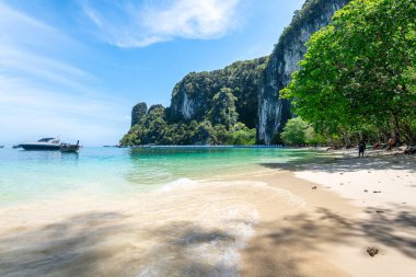  Krabi, Tayland 'da güzel bir sahil.