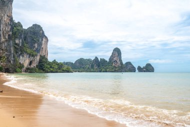  Krabi, Tayland 'da güzel bir sahil.