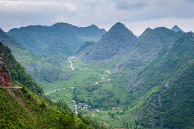Kuzey Vietnam 'ın panoramik görüntüsü