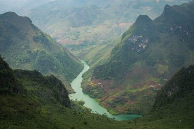 Kuzey Vietnam 'ın panoramik görüntüsü