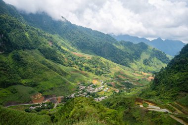 Kuzey Vietnam 'ın panoramik görüntüsü