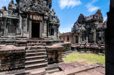 Muhteşem Angkor Wat tapınağının içinde, Kamboçya