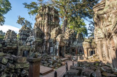 Muhteşem Angkor Wat tapınağının içinde, Kamboçya