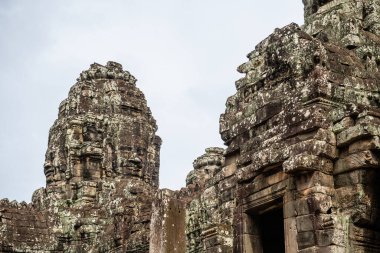 Muhteşem Angkor Wat tapınağının içinde, Kamboçya