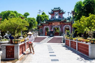 Hey, Vietnam 'da. 16 Haziran 2023: Eski bir kasaba, Vietnam 'ın sokak manzarası