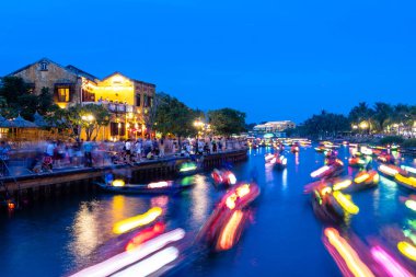 Hey, Vietnam 'da. 16 Haziran 2023: Eski bir kasaba, Vietnam 'ın sokak manzarası