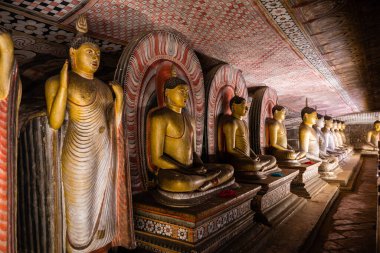 Dambulla kraliyet mağarasında, Sri Lanka