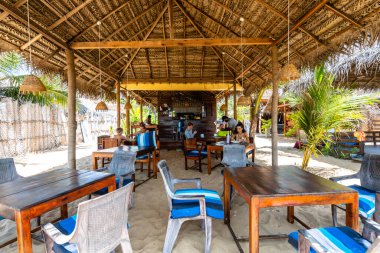 Arugam Körfezi, Sri Lanka. 20 Ağustos, 2023: Arugam Körfez Kasabası sörf kampı